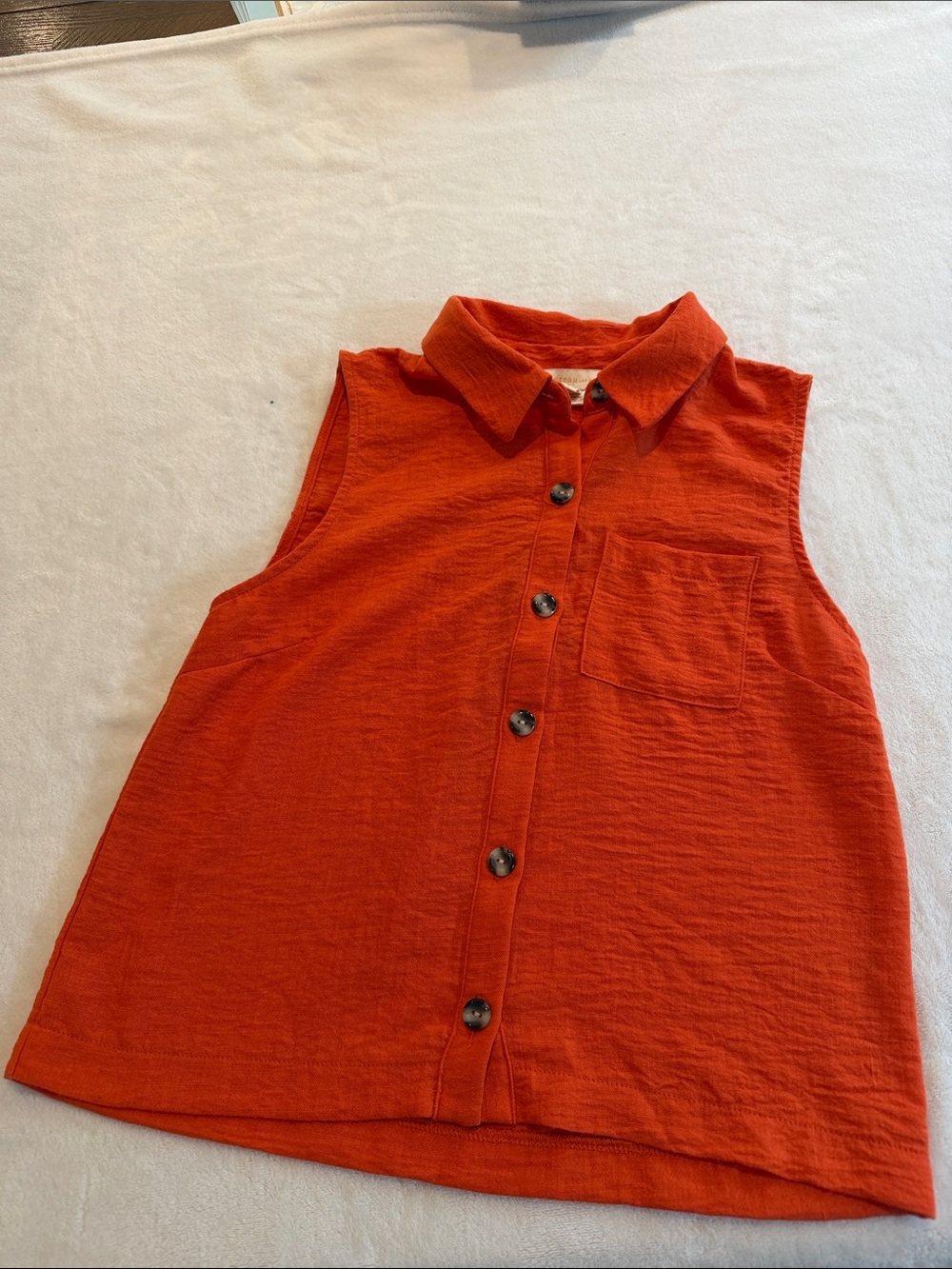 Monteau Sleeveless Button-Front Top in Burnt Orange